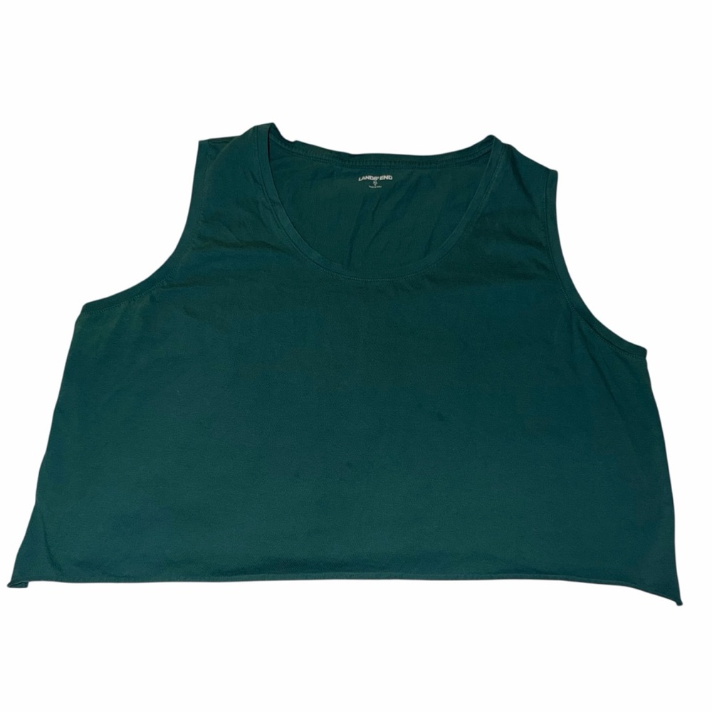 Women's green Scoop Neck Tank Top 
Hand cut